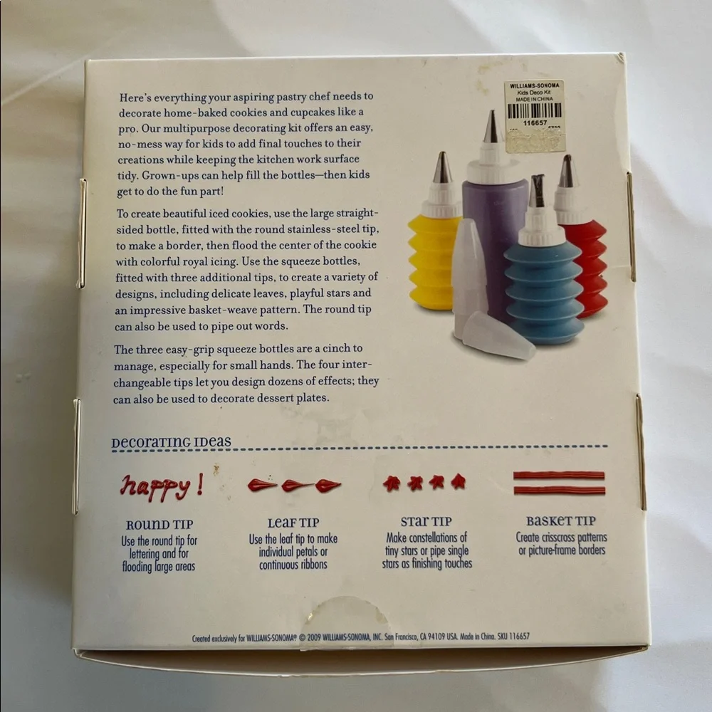 Williams Sonoma Cookie and Cupcake Decorating Kit